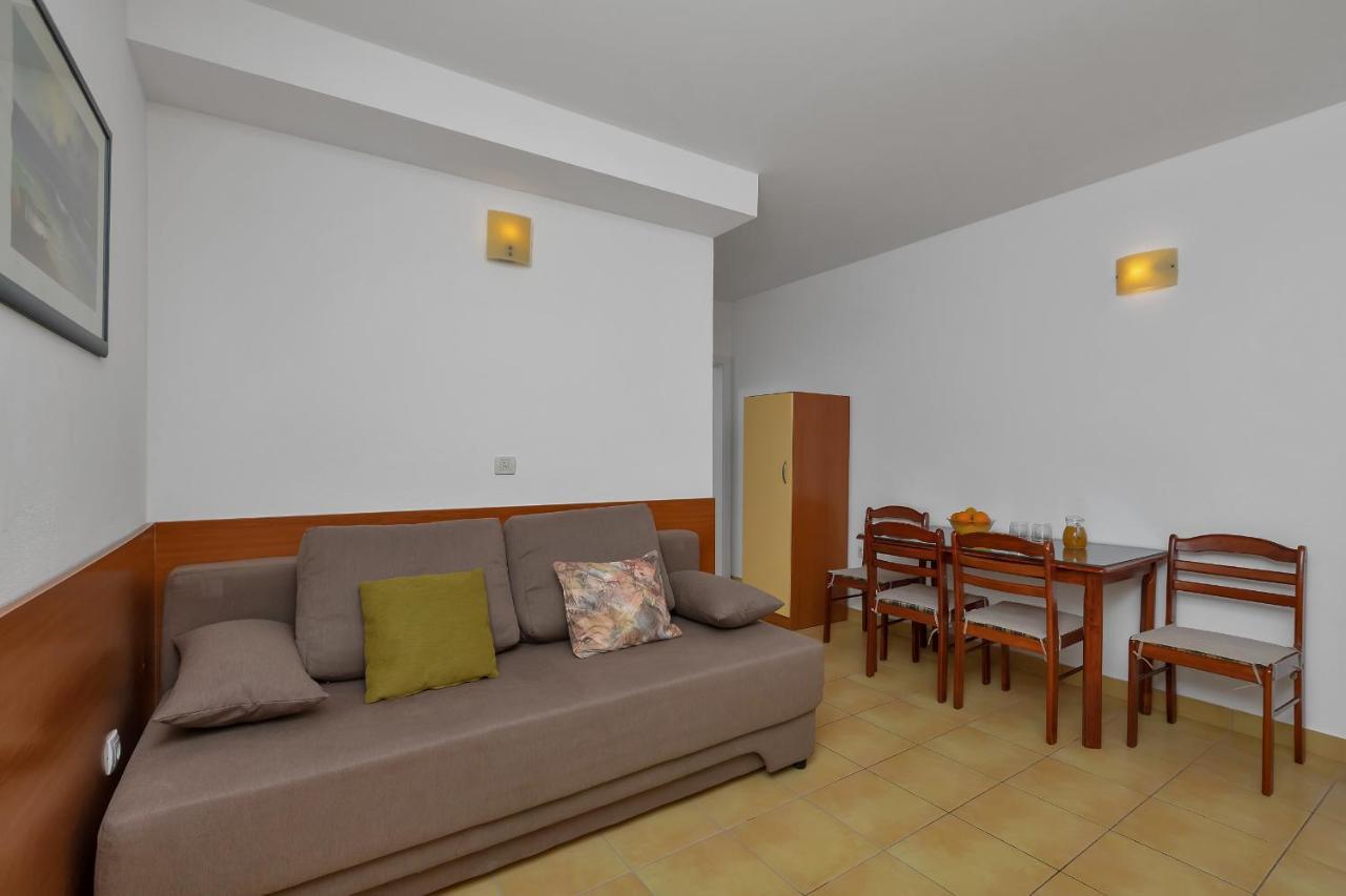 Apartments Marija Tučepi Zewnętrze zdjęcie