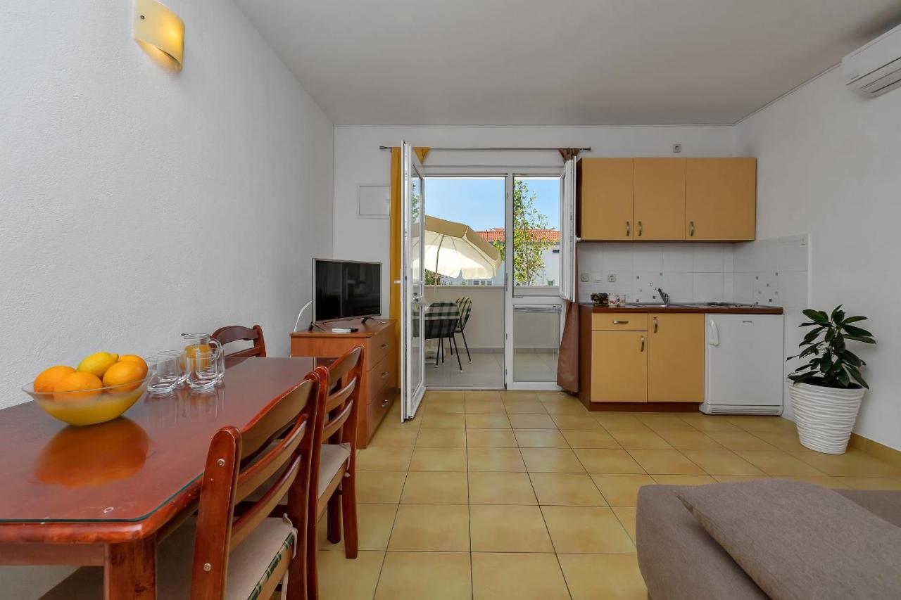 Apartments Marija Tučepi Zewnętrze zdjęcie